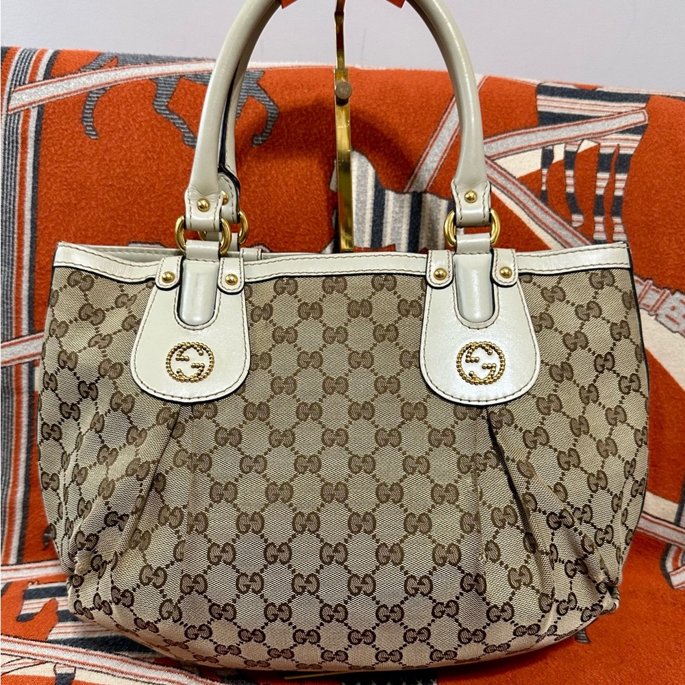 Gucci Beige and White Monogram Tote